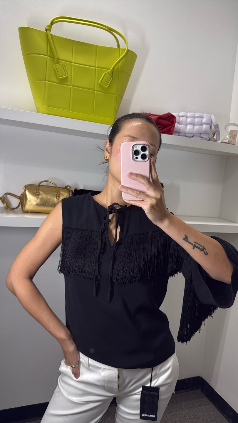 ALBERTA FERRETTI 100% silk 🤯New with tag‼️Retail $100 fringe top in black (325) — view 3