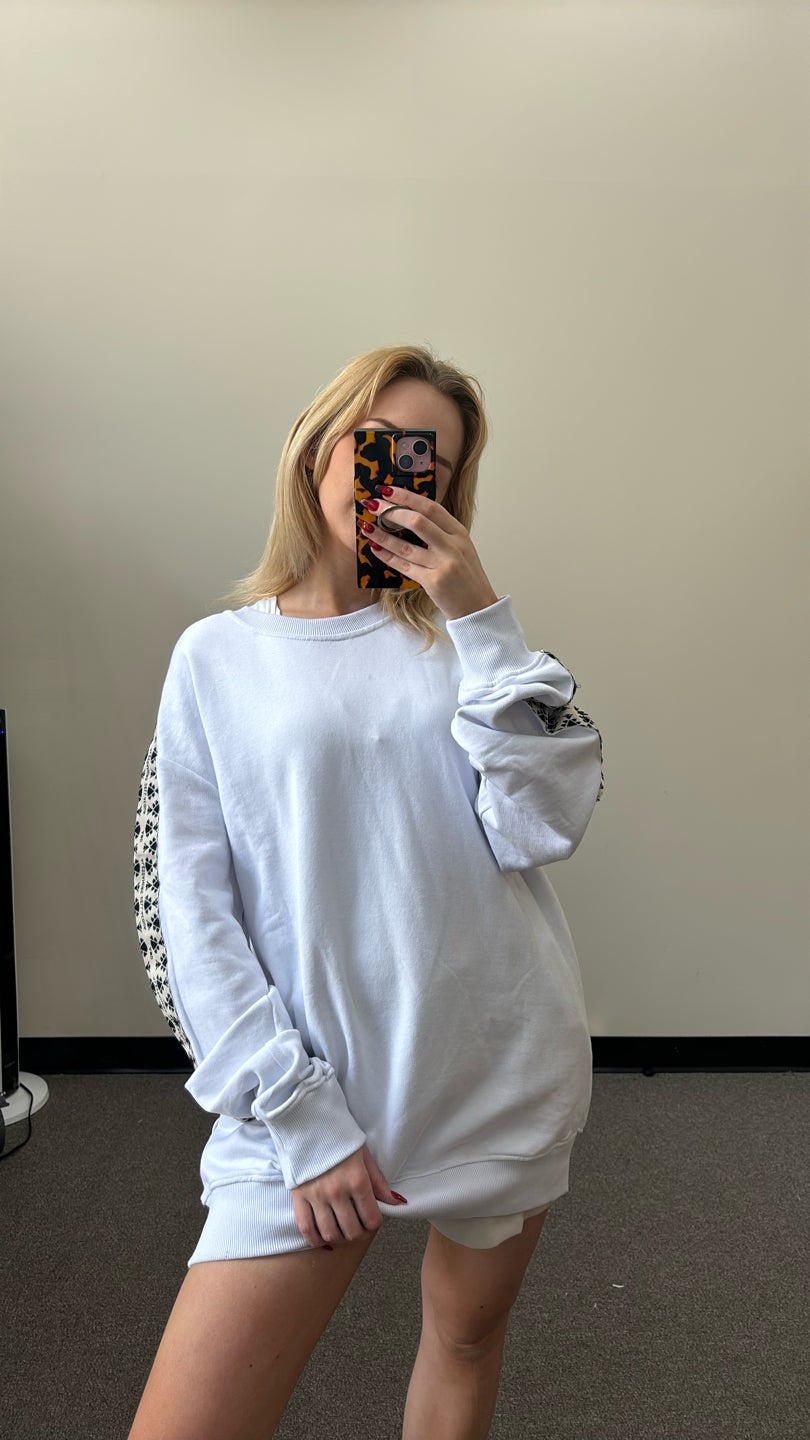 ALESSANDRO DELL ACQUA Men’s White Crewneck Sweatshirt — view 2