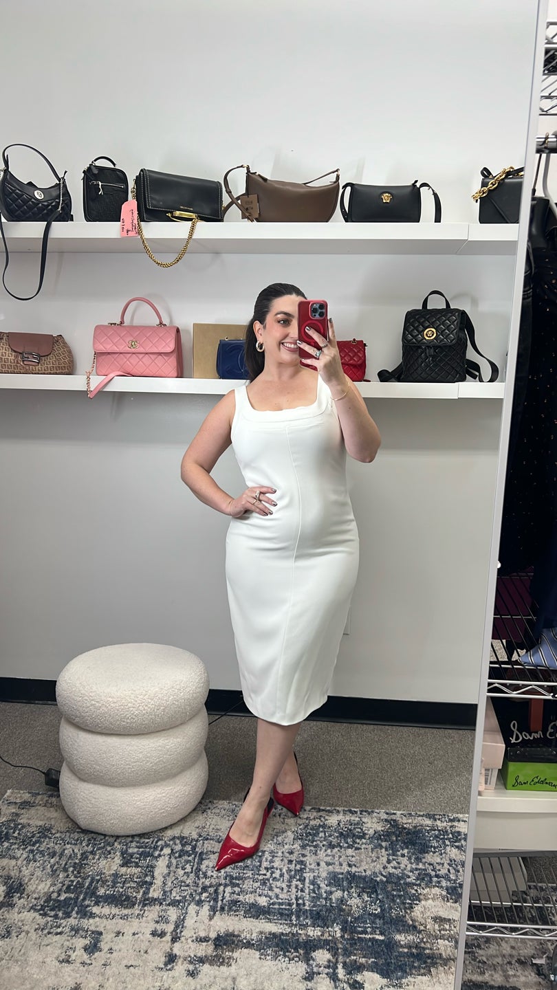 HALSTON 👰🏻 tap in brides!!! White Midi Dress